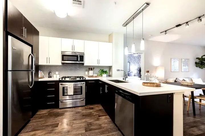 Elan Huntington Beach — view 4
